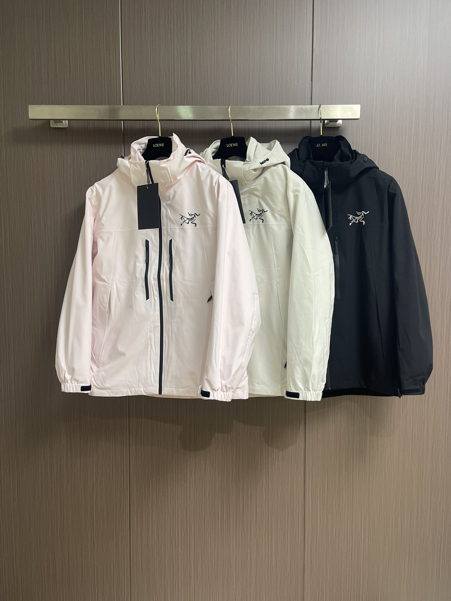 Arcteryx 始祖鸟 beta 防水防风轻量 冲锋衣外套，原版定制外层gore-txe面料，防水防风