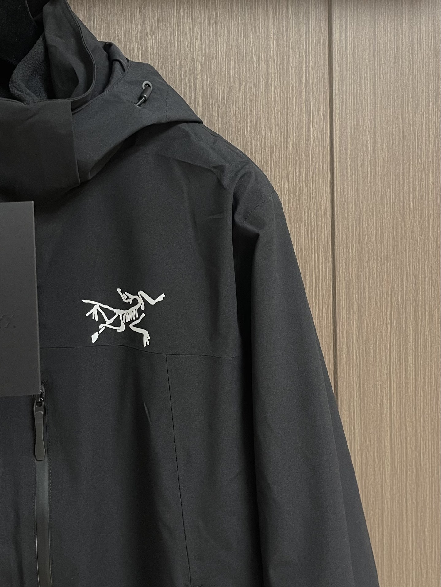Arcteryx 始祖鸟 beta 防水防风轻量 冲锋衣外套，原版定制外层gore-txe面料，防水防风