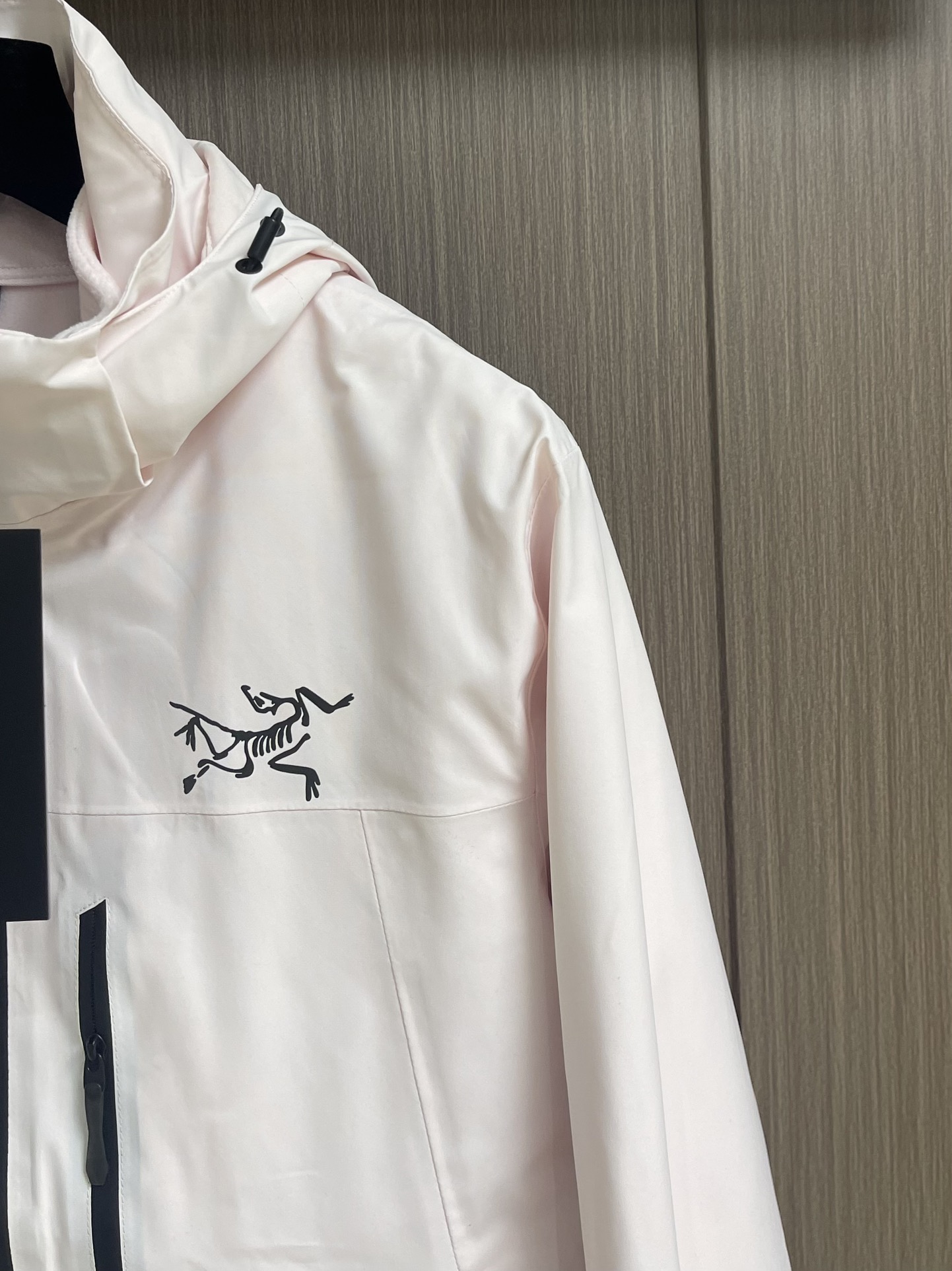 Arcteryx 始祖鸟 beta 防水防风轻量 冲锋衣外套，原版定制外层gore-txe面料，防水防风