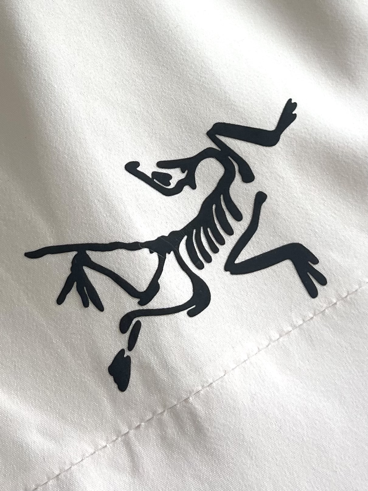 Arcteryx 始祖鸟 beta 防水防风轻量 冲锋衣外套，原版定制外层gore-txe面料，防水防风