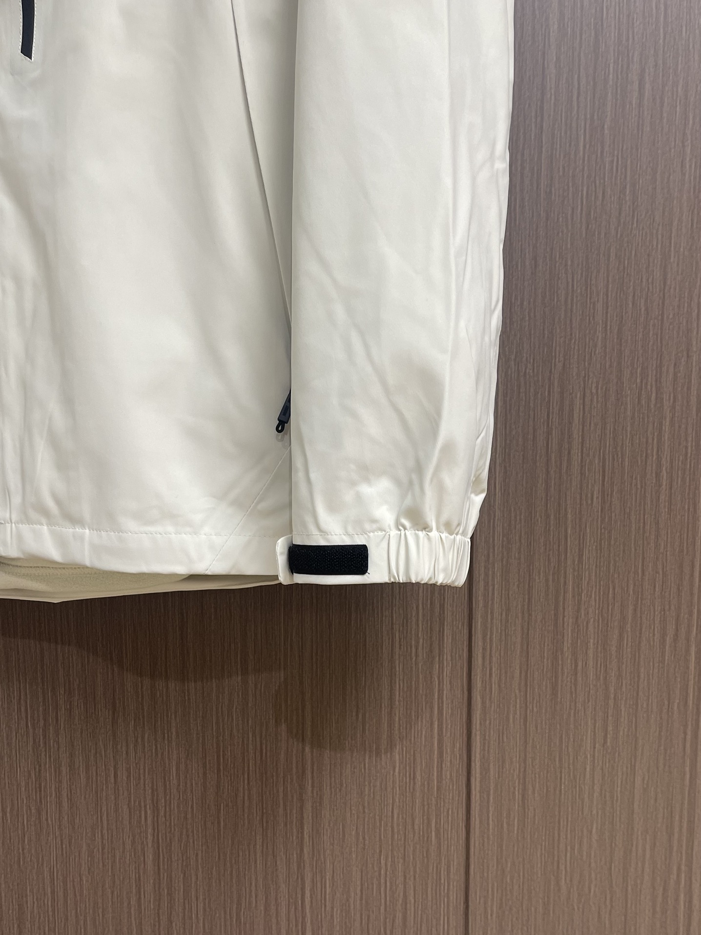 Arcteryx 始祖鸟 beta 防水防风轻量 冲锋衣外套，原版定制外层gore-txe面料，防水防风