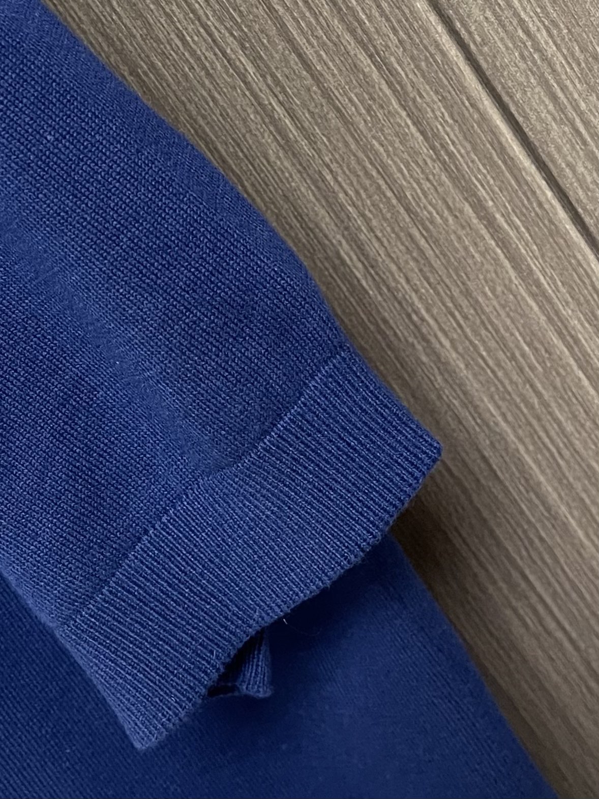 LV 2025SS早秋新款短袖翻领T恤Polo，客订面料 胸前logo标识刺绣简单时尚款，经典logo简