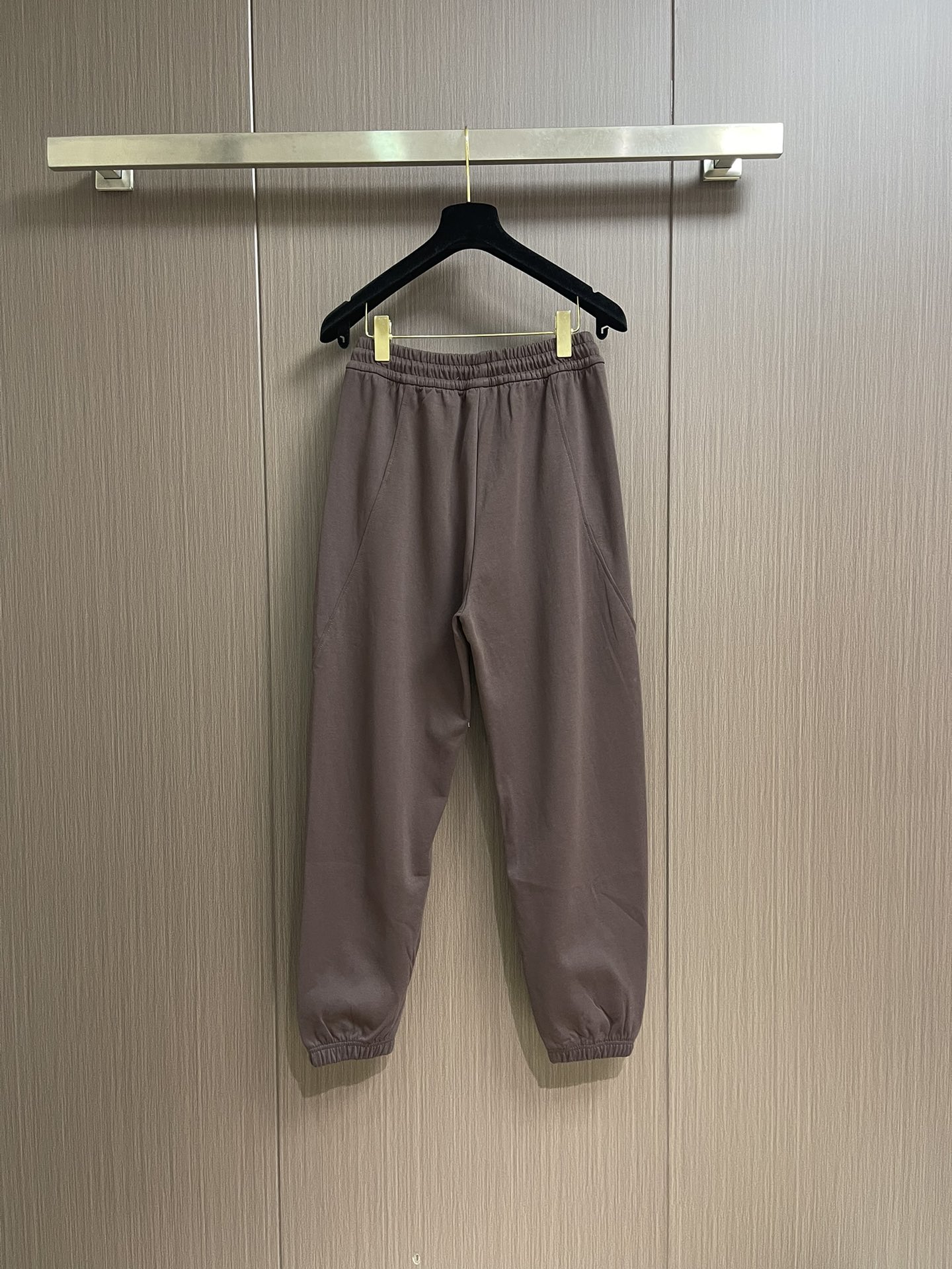 Alexander Wang 亚历山大王 极简风做旧设计卫裤，慵懒自在超级实穿的早秋必入款 廓形 整体剪