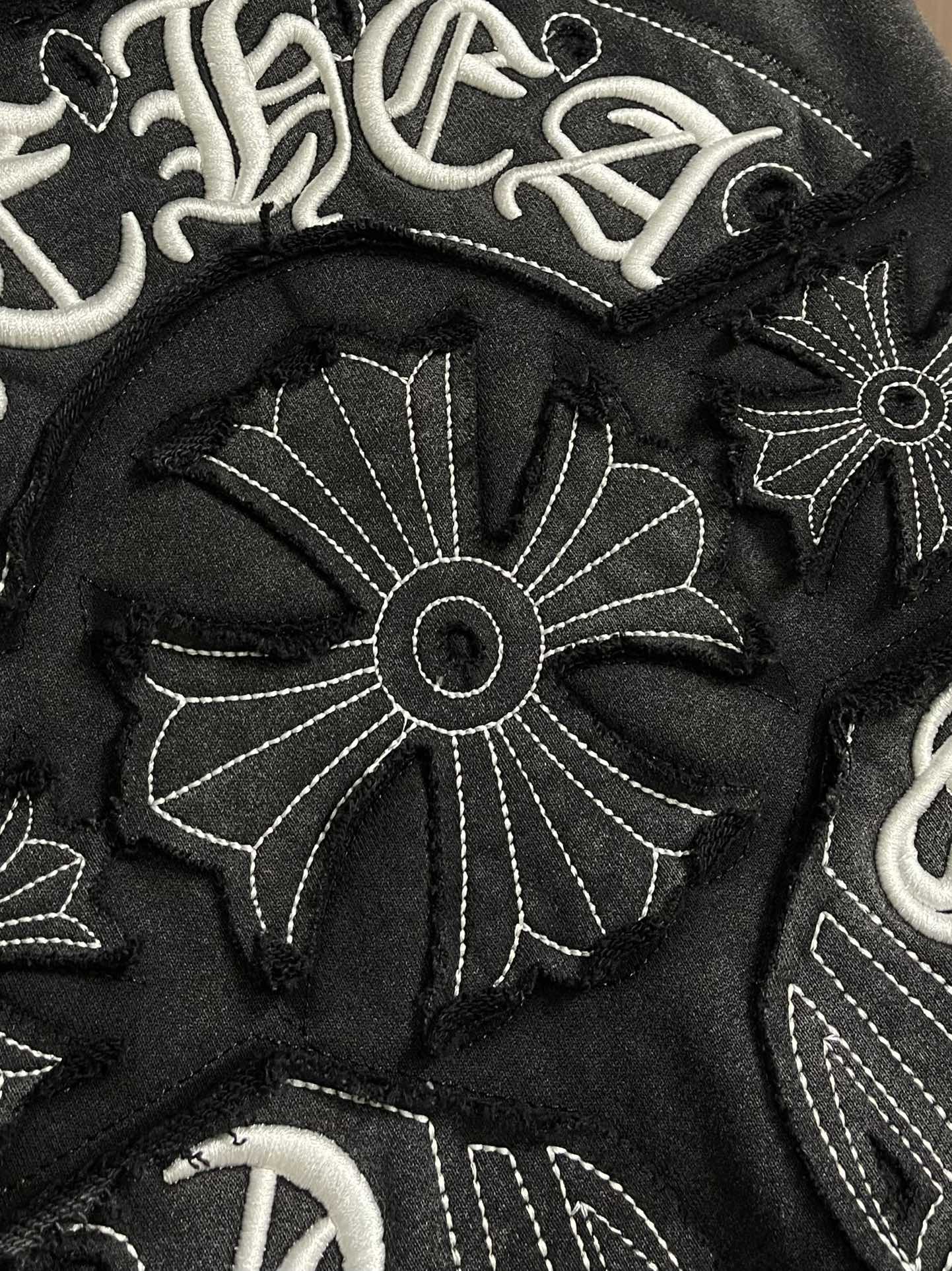 Chrome Hearts CH 克罗心 2025SS美式酸洗做旧激光烧花贴布绣情侣休闲连帽卫衣，定制面