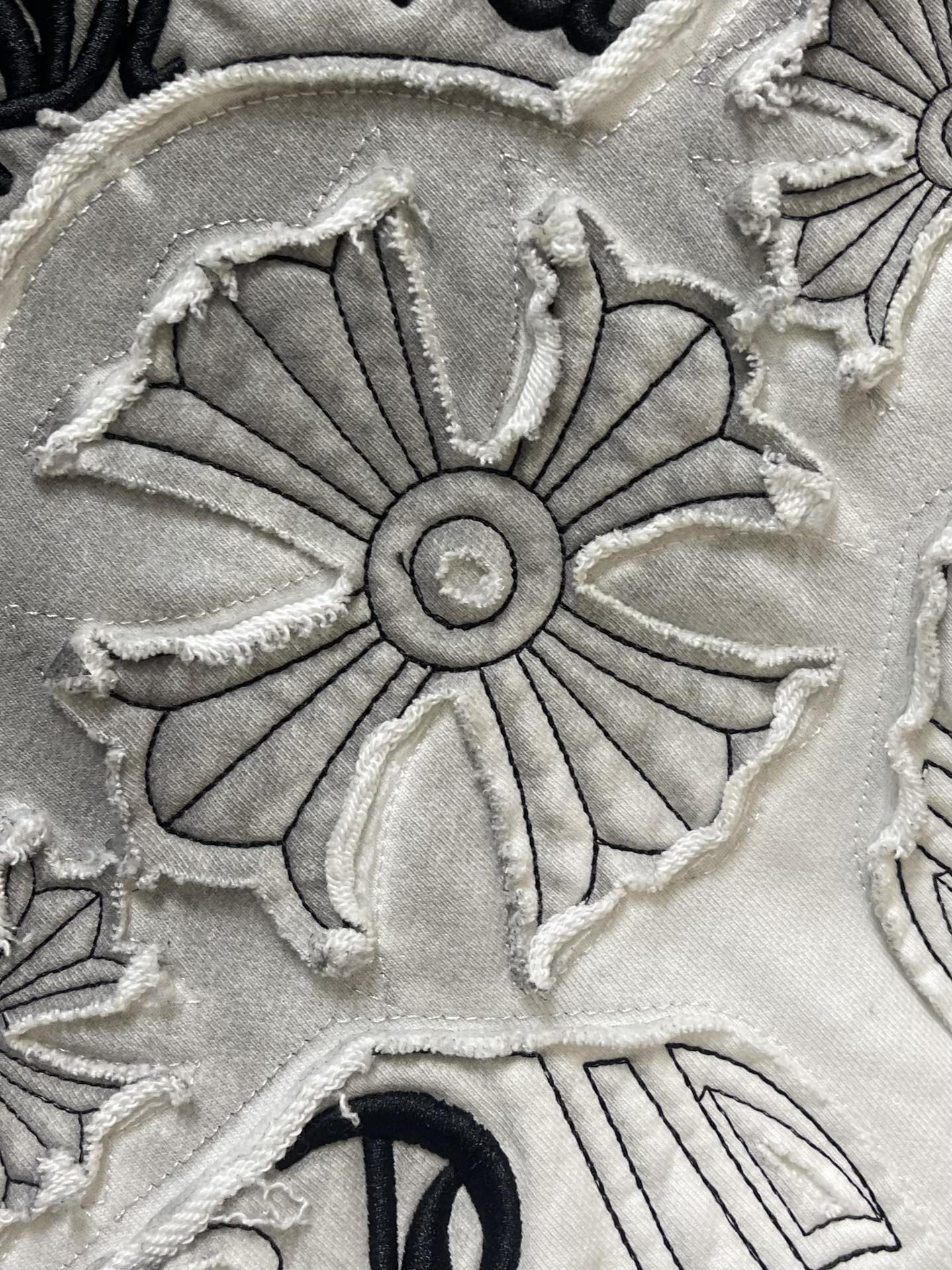 Chrome Hearts CH 克罗心 2025SS美式酸洗做旧激光烧花贴布绣情侣休闲连帽卫衣，定制面