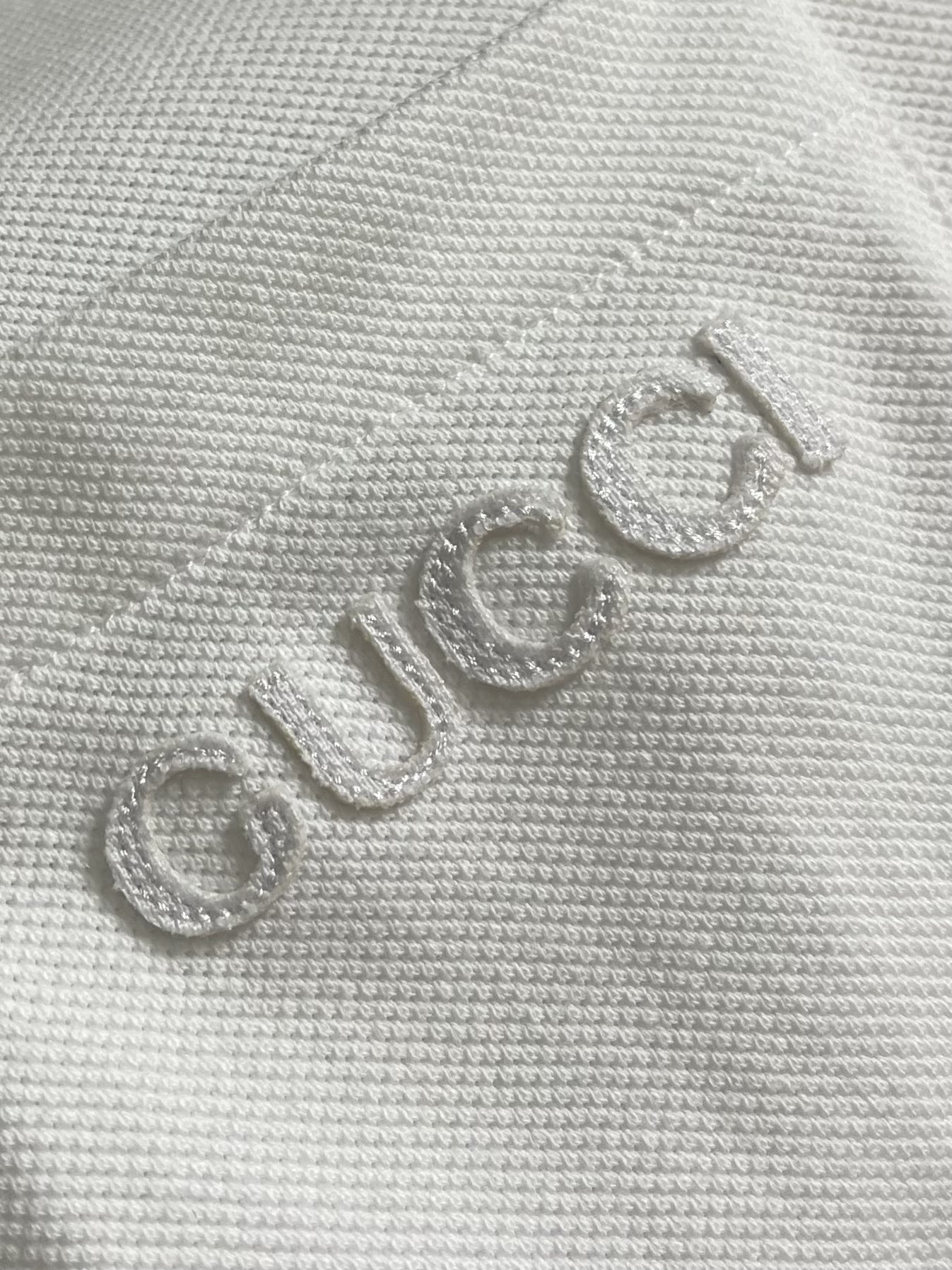 GUCCI 2025Ss新款珠地棉短袖POLO衫 定制三角珠层雅致珠地棉 质感十足 舒适贴肤 深蓝雅韵 