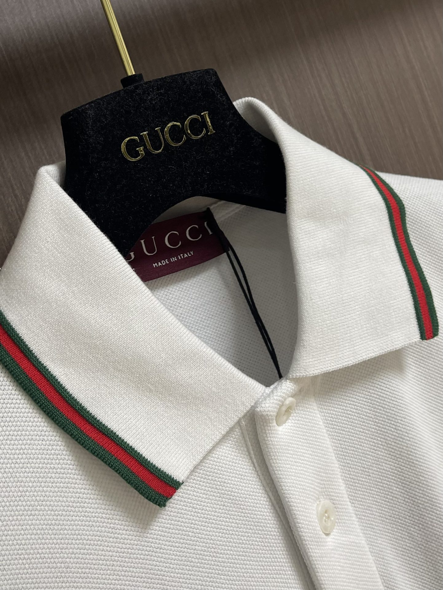 GUCCI 2025Ss新款珠地棉短袖POLO衫 定制三角珠层雅致珠地棉 质感十足 舒适贴肤 深蓝雅韵 