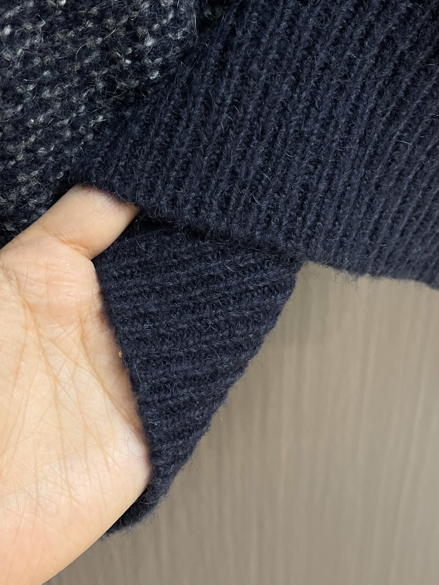 ThomBrowne汤姆布朗 TB 粗针彩纱羊毛POLO领针织毛衣，德国斯托尔进口机织357针型高织高密