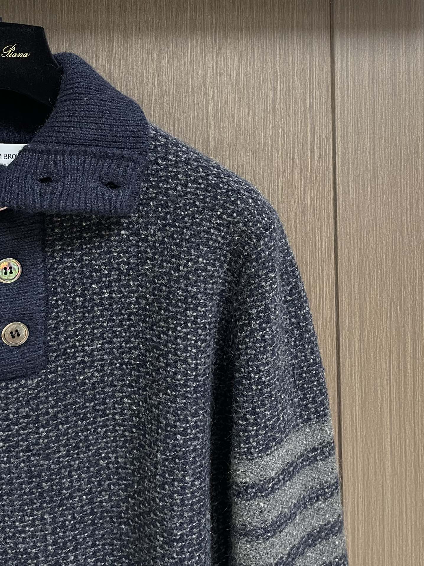 ThomBrowne汤姆布朗 TB 粗针彩纱羊毛POLO领针织毛衣，德国斯托尔进口机织357针型高织高密