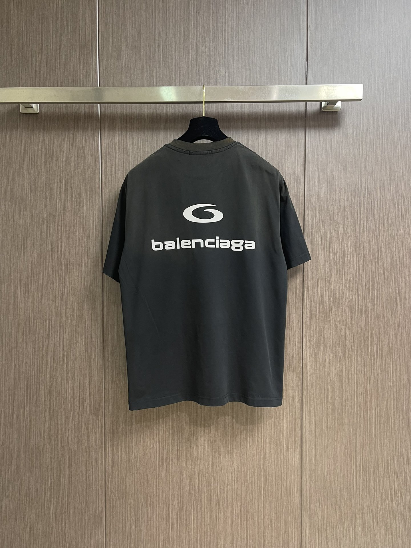 BALENCIAGA 复古短袖T恤，定织面料工艺洗水处理 高克重300克面料 质感十足 布面干净 柔软舒