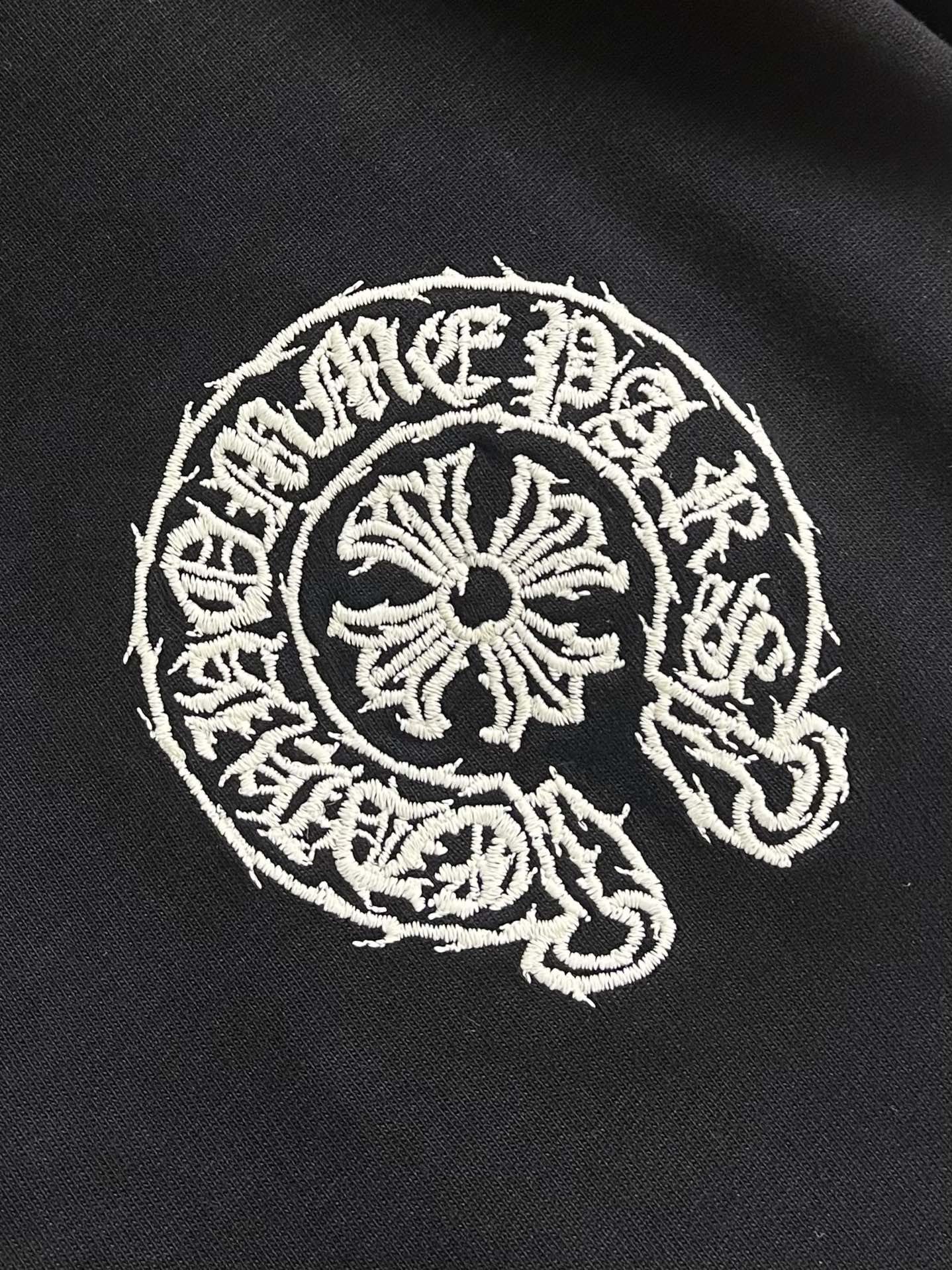 CH 克罗心新款刺绣长袖T恤，重磅420克双纱面料 整衣洗水两遍 重磅面料 领口采用冰感索罗娜 宽松版型