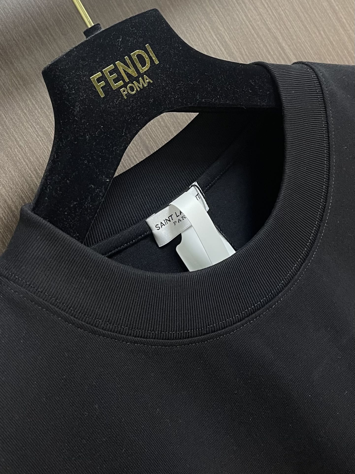 YSL 圣罗兰2025ss印花长袖t恤 定制260g全棉双纱紧密爽滑面料，布面干净，布纹清晰，手感非常细