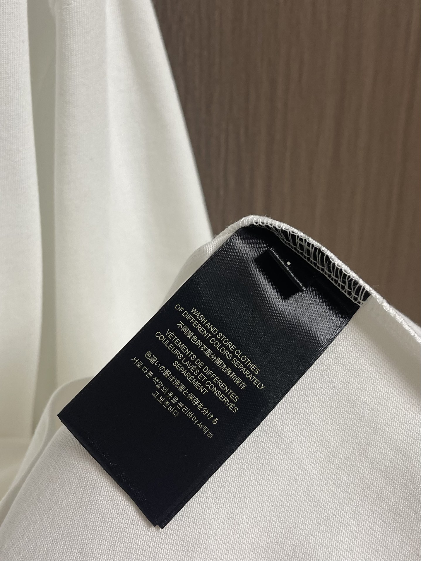 YSL 圣罗兰2025ss印花长袖t恤 定制260g全棉双纱紧密爽滑面料，布面干净，布纹清晰，手感非常细