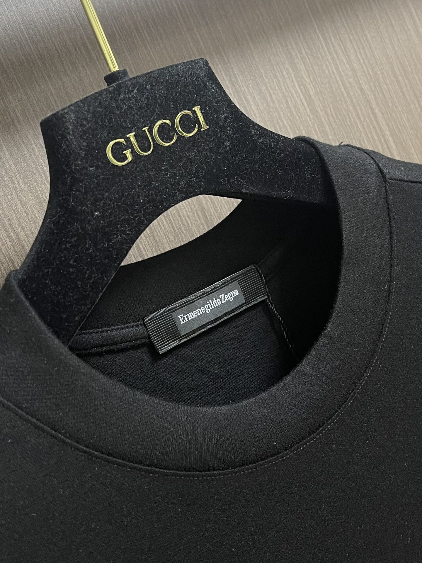 Zegna 2025fw秋冬新品圆领长袖T恤，时尚休闲打底衫，进口优质澳绒打造，给您羊绒般的呵护、非常贴
