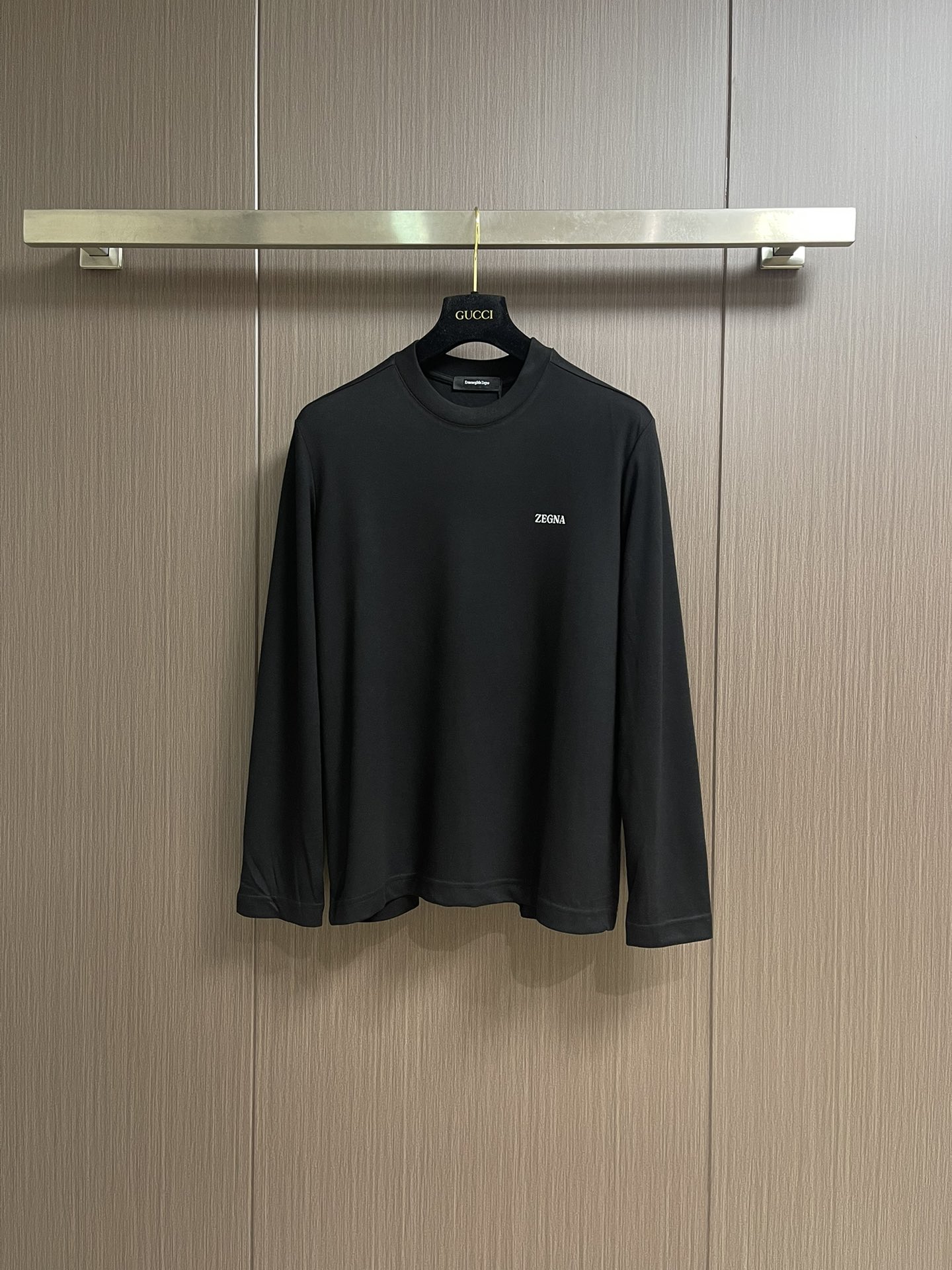 Zegna 2025fw秋冬新品圆领长袖T恤，时尚休闲打底衫，进口优质澳绒打造，给您羊绒般的呵护、非常贴