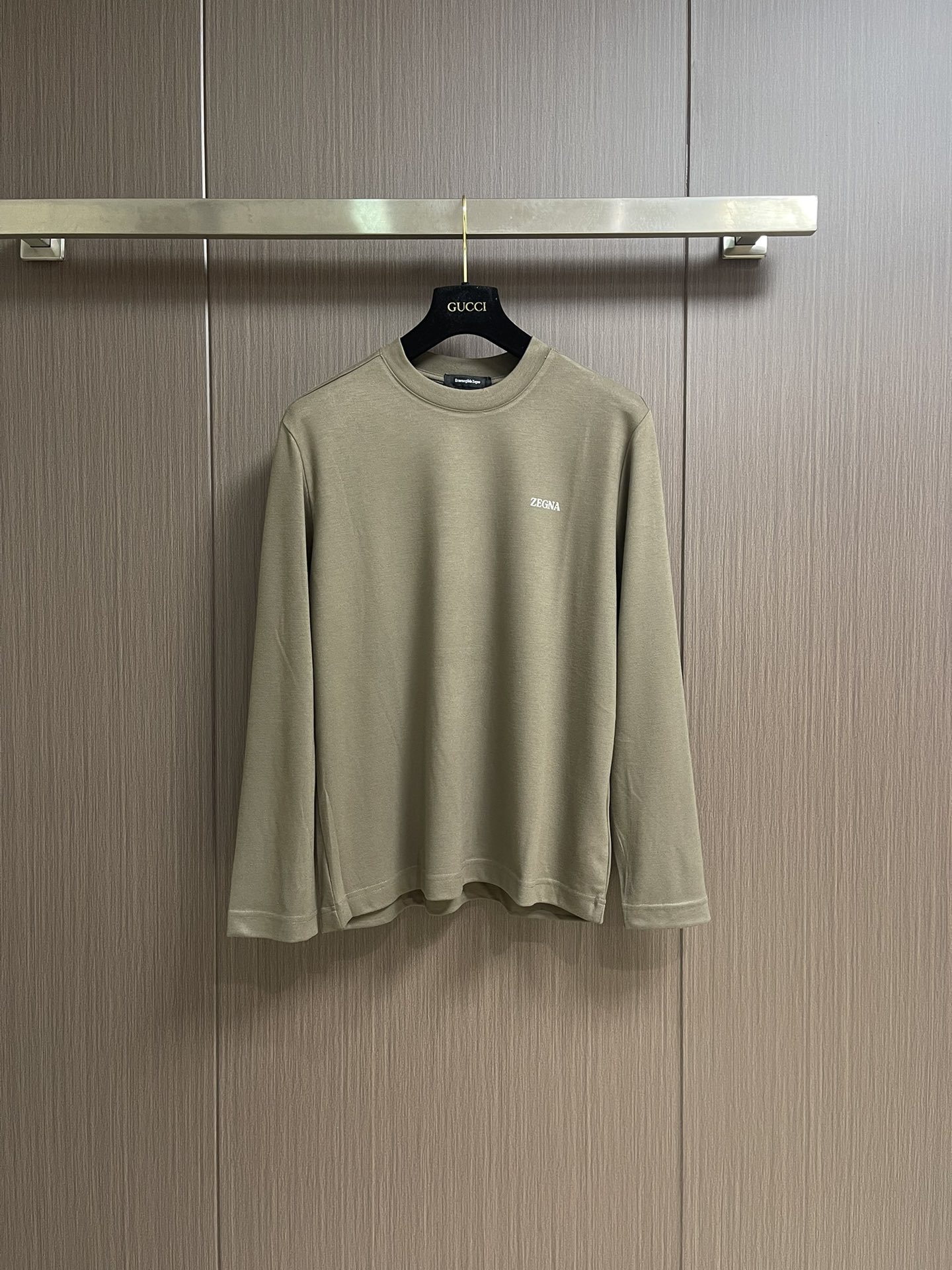 Zegna 2025fw秋冬新品圆领长袖T恤，时尚休闲打底衫，进口优质澳绒打造，给您羊绒般的呵护、非常贴