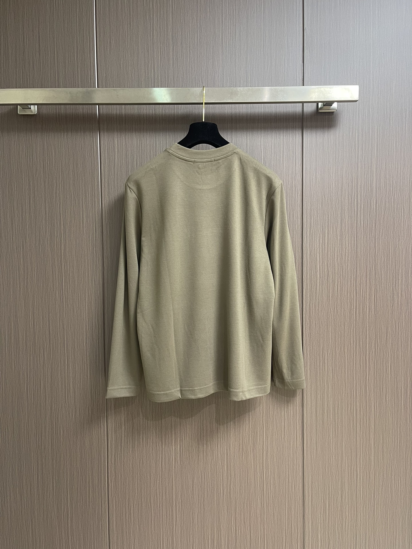 Zegna 2025fw秋冬新品圆领长袖T恤，时尚休闲打底衫，进口优质澳绒打造，给您羊绒般的呵护、非常贴