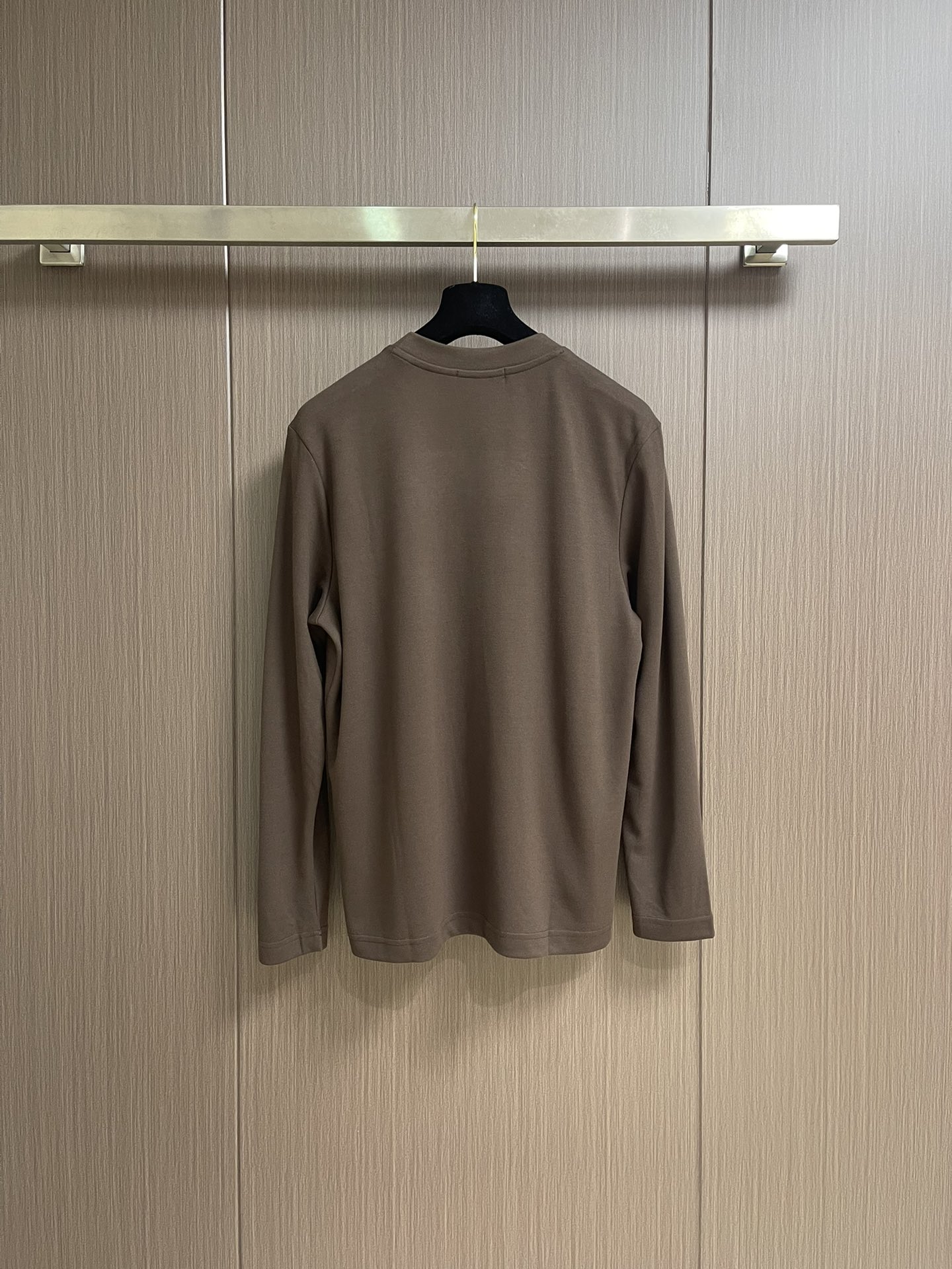 Zegna 2025fw秋冬新品圆领长袖T恤，时尚休闲打底衫，进口优质澳绒打造，给您羊绒般的呵护、非常贴