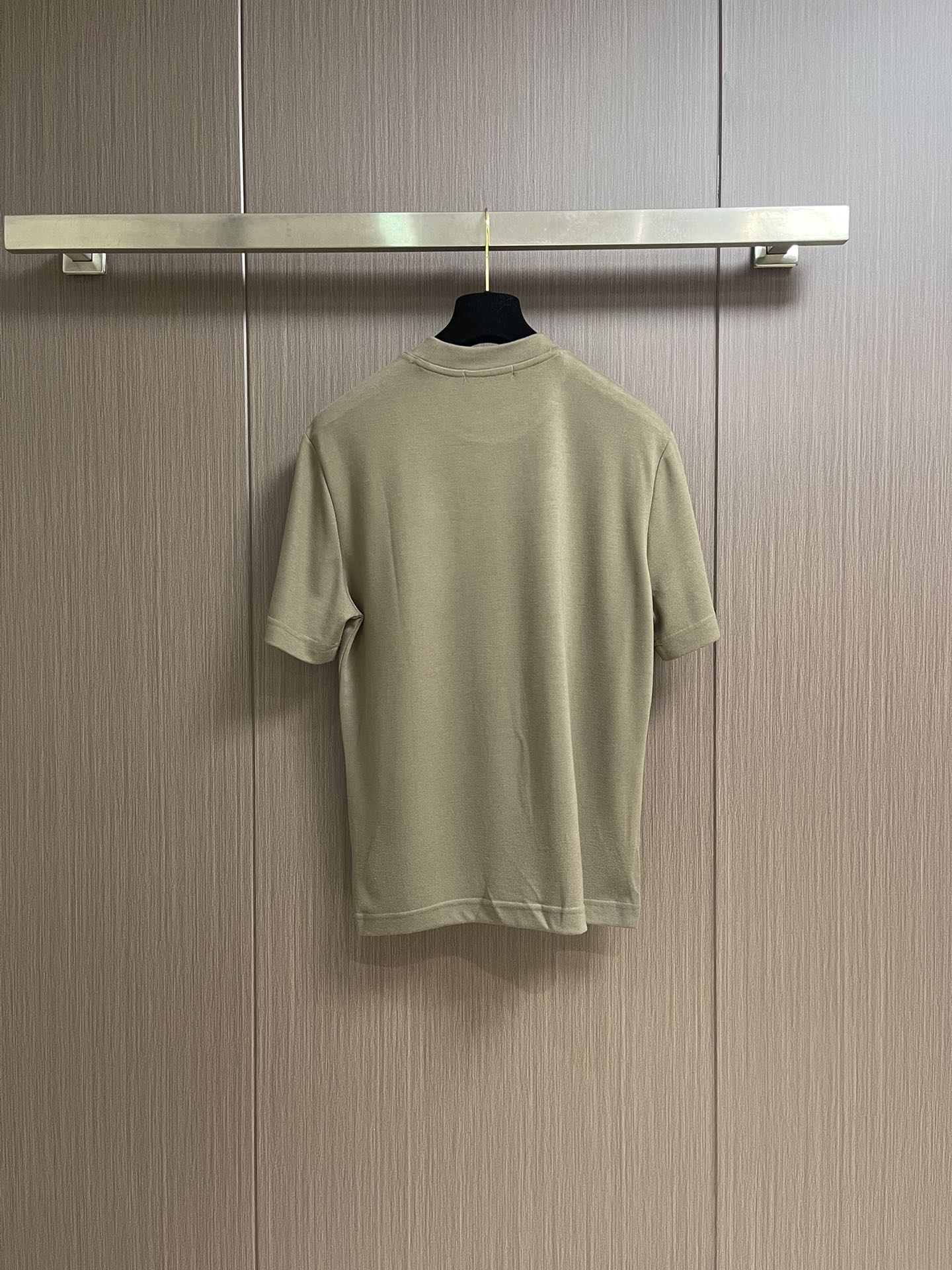 Zegna 2025fw秋冬新品圆领短袖T恤，时尚休闲打底衫，进口优质澳绒打造，给您羊绒般的呵护、非常贴