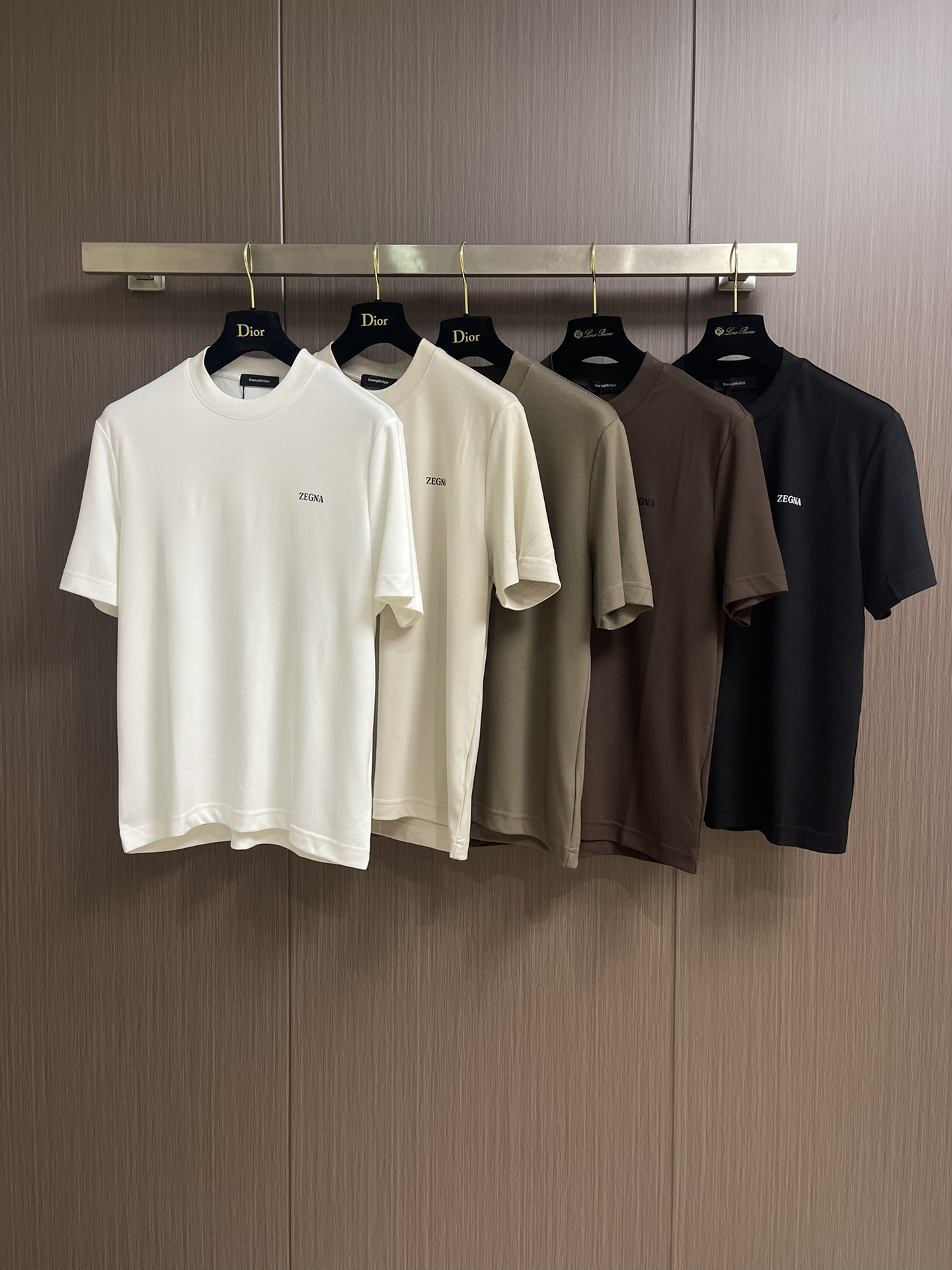Zegna 2025fw秋冬新品圆领短袖T恤，时尚休闲打底衫，进口优质澳绒打造，给您羊绒般的呵护、非常贴