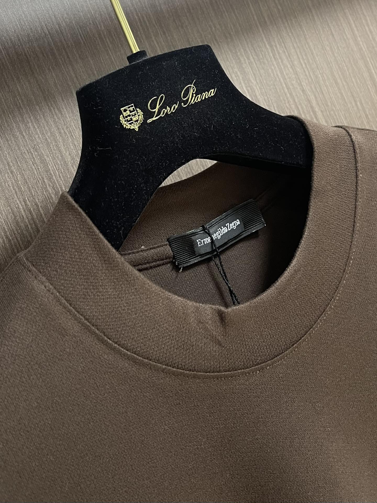 Zegna 2025fw秋冬新品圆领短袖T恤，时尚休闲打底衫，进口优质澳绒打造，给您羊绒般的呵护、非常贴