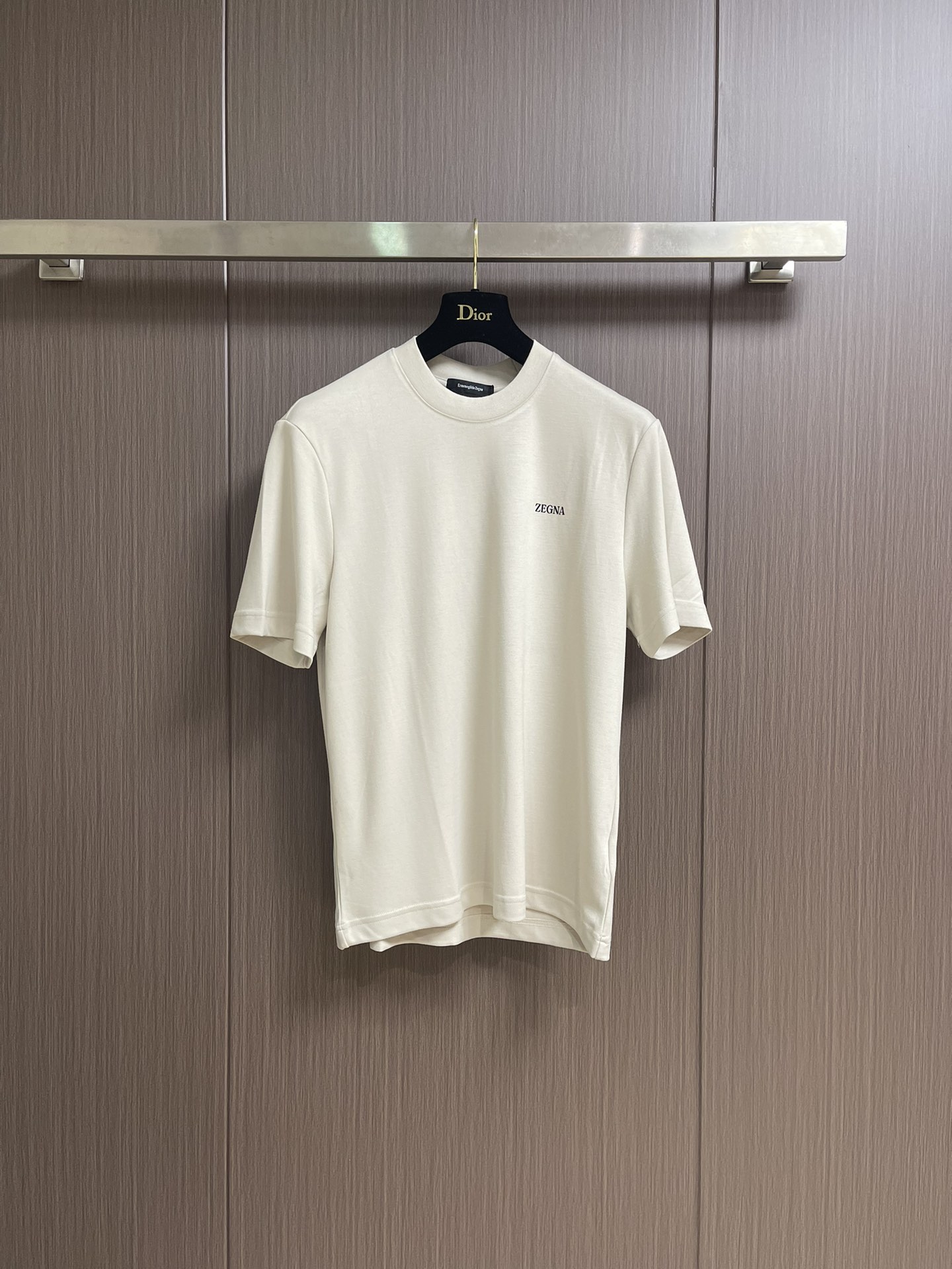 Zegna 2025fw秋冬新品圆领短袖T恤，时尚休闲打底衫，进口优质澳绒打造，给您羊绒般的呵护、非常贴