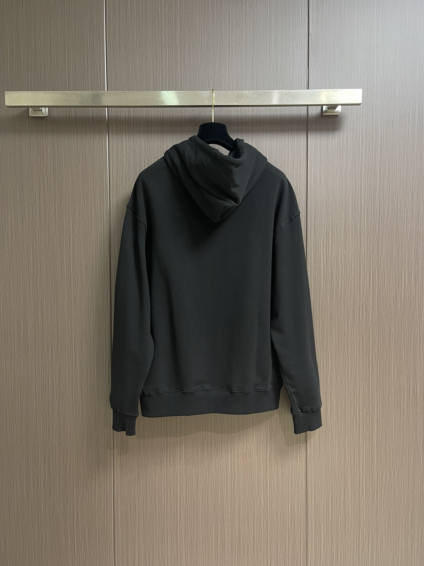 Burberry 彩色马术骑士徽标棉质连帽卫衣，不管是材质还是细节还原度以及工艺制作方面不惧任何挑战，只