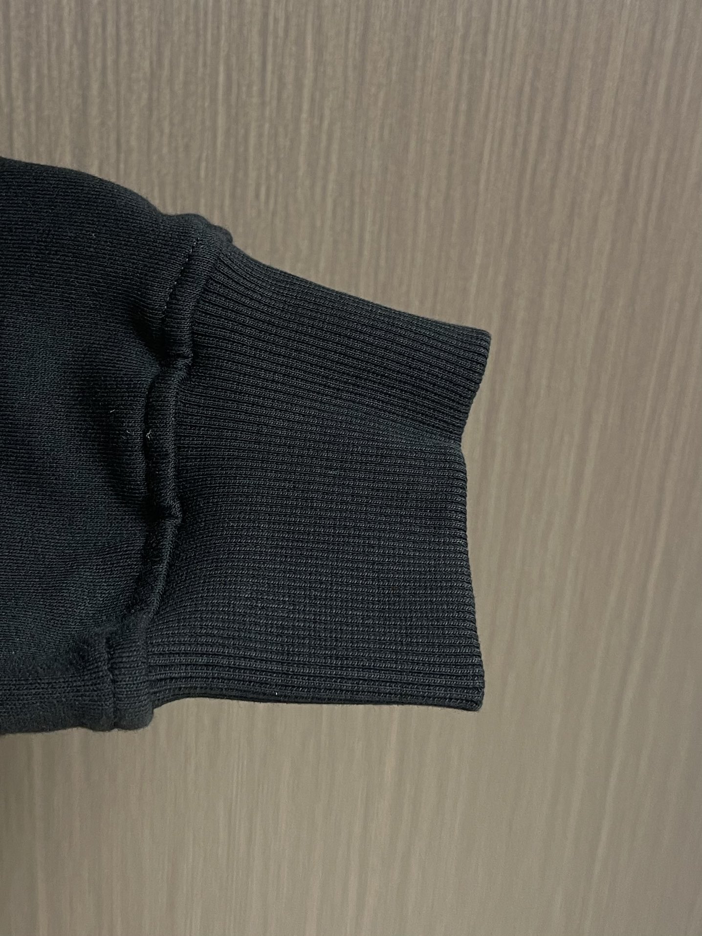 Burberry 彩色马术骑士徽标棉质拉链连帽卫衣，不管是材质还是细节还原度以及工艺制作方面不惧任何挑战