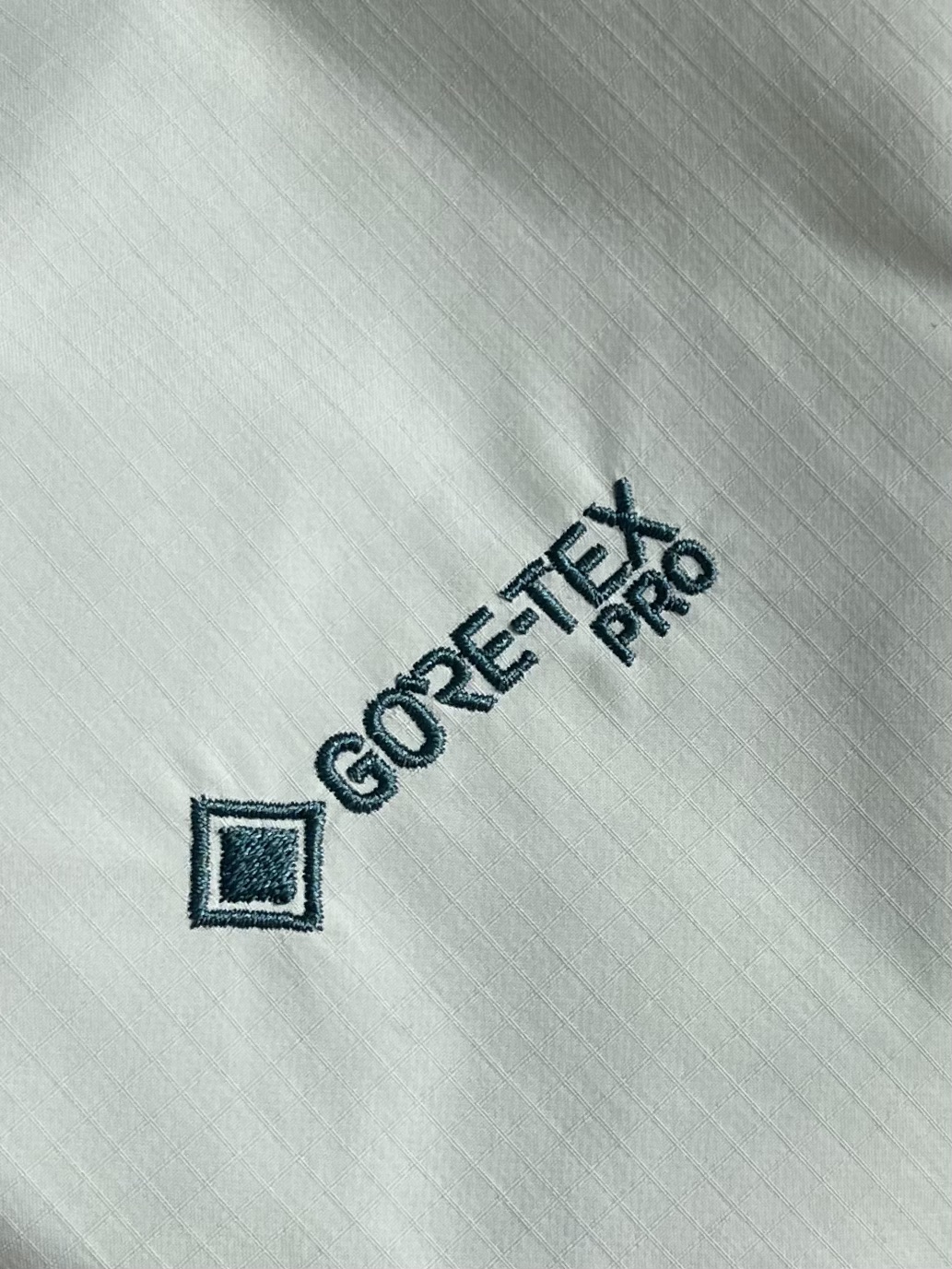 凯乐石 KAILAS MontxPro硬壳冲锋衣，GORE-TEX PRO 3L面料 顶级三防性能，40