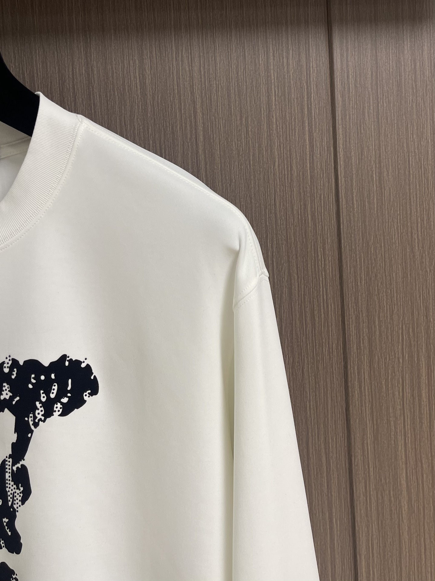 LV 2025fw 印花logo长袖t恤，定制260g全棉双纱紧密爽滑面料，布面干净，布纹清晰，手感非常