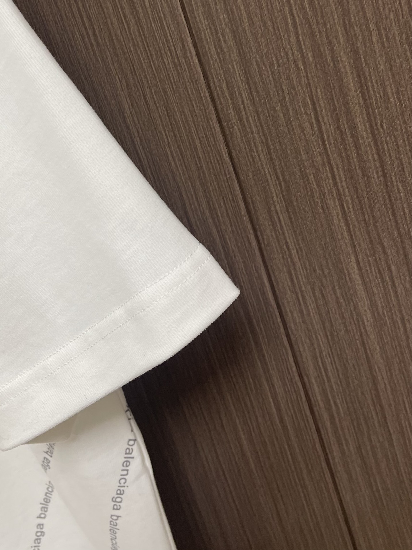 BALENCIAGA 印花logo标识短袖T恤，定织面料工艺洗水处理 高克重300克面料 质感十足 布面