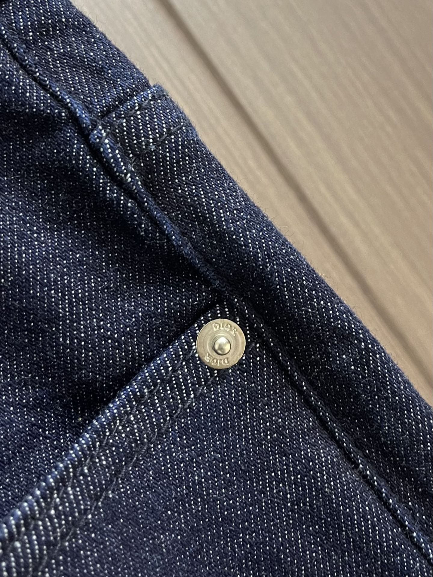 Dior 新款卷边牛仔裤 进口土耳其纯棉牛仔牛面料 色泽靓丽，透气，修身版型 微弹力面料 随意百搭 久洗