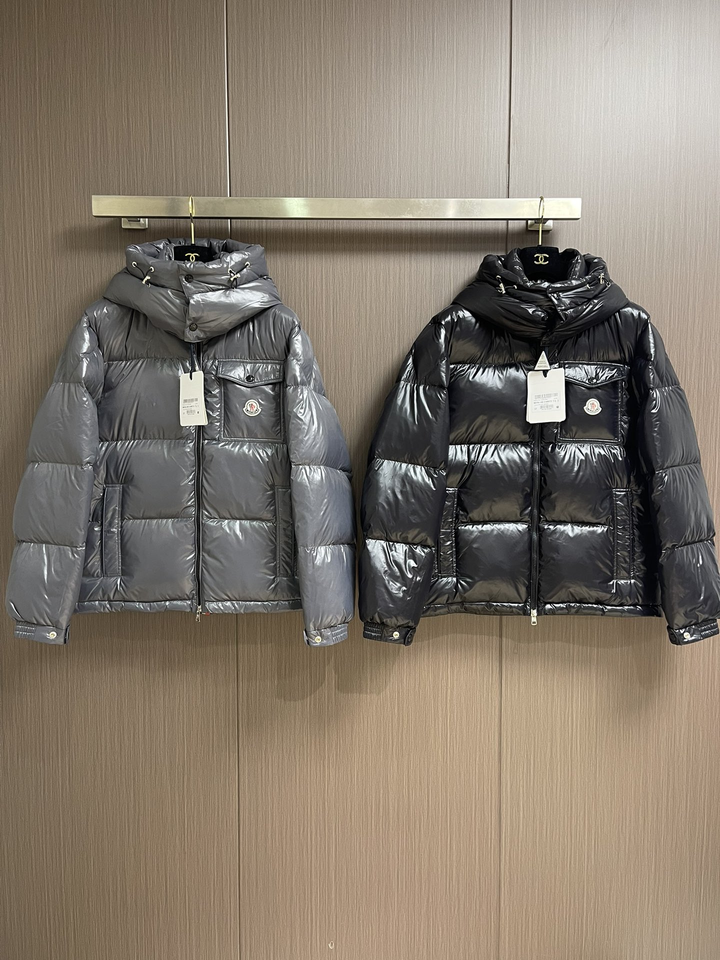 Moncler Montbeliard 连帽羽绒外套，国标98纯白鸭绒朵，100％市面最高品质，15D尼