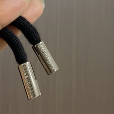 Balenciaga 兰博基尼联名logo标识印花拉链连帽卫衣,配置了高支数翻绒面料面料,卫衣面料高达4 Balenciaga 兰博基尼联名logo标识印花拉链连帽卫衣,配置了高支数翻绒面料面料,卫衣面料高达4