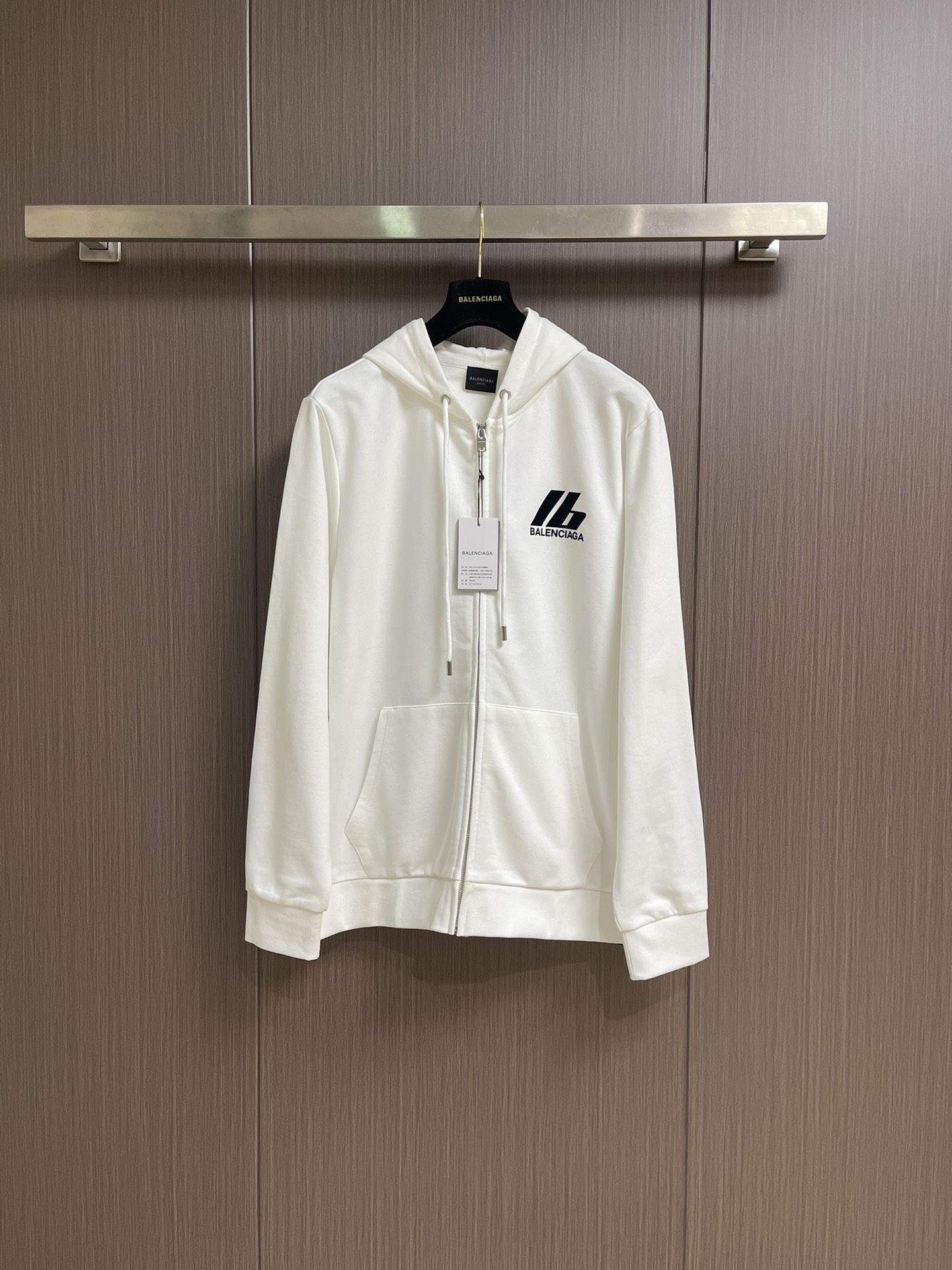 BALENCIAGA 巴黎世家logo标识印花拉链连帽卫衣，定织420G重磅鱼鳞毛圈面料抓绒处理，订染并