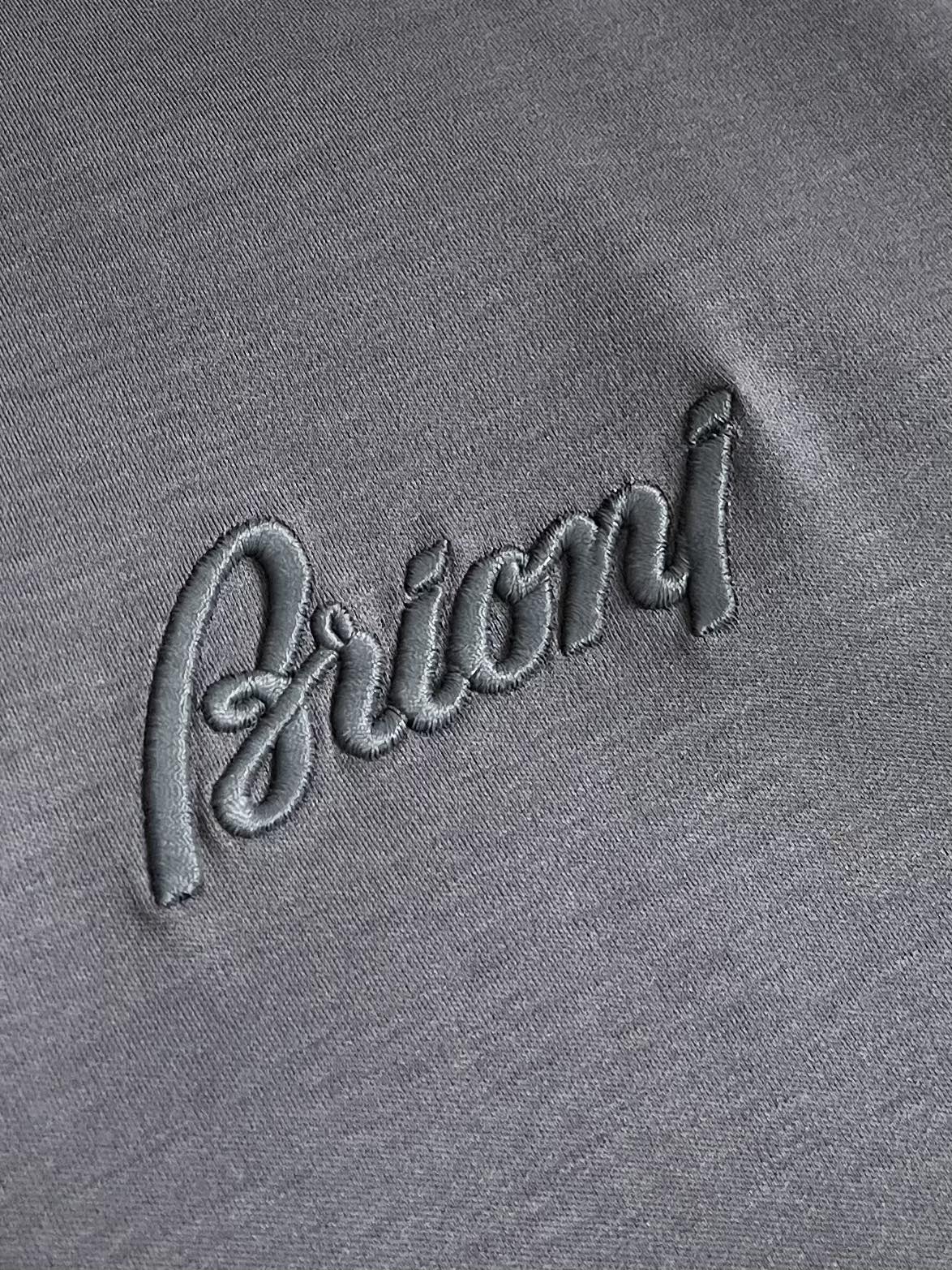 Brioni 布莱奥尼 天丝棉长袖t恤，高端奢华且白金级的一款经典基础款t恤衫。通体的设计完美融合意式美