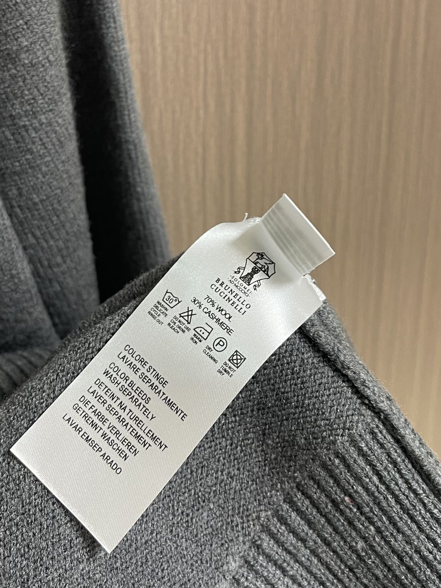 BrunelloCucinelli布鲁内洛.库奇内利 BC 2025ss秋冬新品小高领拉链针织毛衣外套,