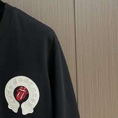 Chrome Hearts CH 克罗心 2025ss大舌头联名拼皮刺绣长袖T恤,高克重高密度高品质 毛 Chrome Hearts CH 克罗心 2025ss大舌头联名拼皮刺绣长袖T恤,高克重高密度高品质 毛