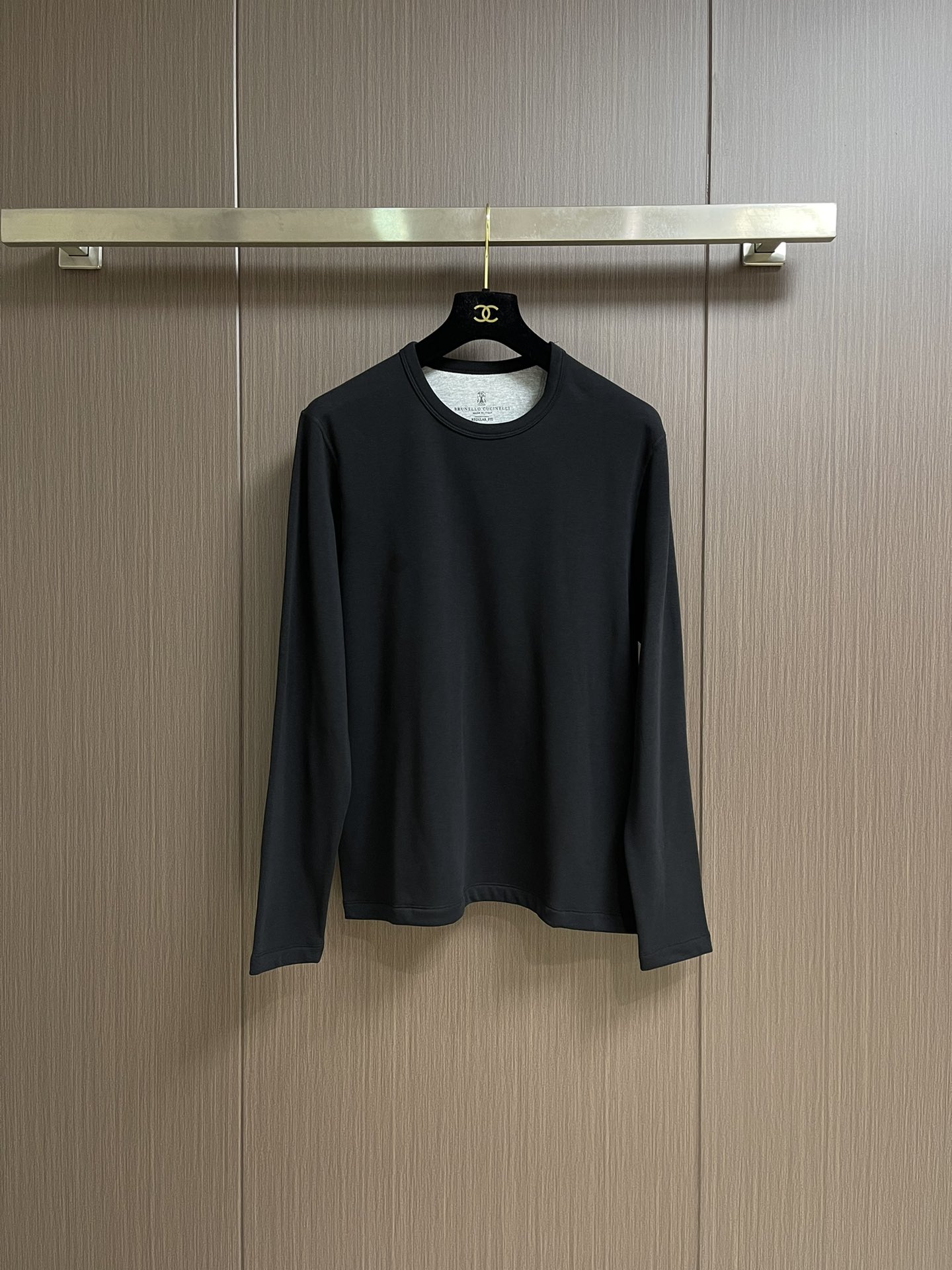 NO:569808,Tops and pants Brunello Cucinelli BC 2025SS early autumn new long-sleeved leggings and leggings set, handsome and fashionable, simple and versatile. The cotton fabric is not only crisp and maintains the trendy silhouette, but also comfortable to wear, and the yarn is more delicate. Sizes M-3XL, brunello cucinelli, alexander wang19860909上衣 裤子 Brunello Cucinelli BC 2025SS早秋新款长袖打底衣打底裤套装,帅气时尚,简约百搭款.面料棉不仅挺括,保持潮流的廓形,又穿着舒适,纱织更细腻.尺码M-3XL,,brunello cucinelli,alexander wang,Men's clothing