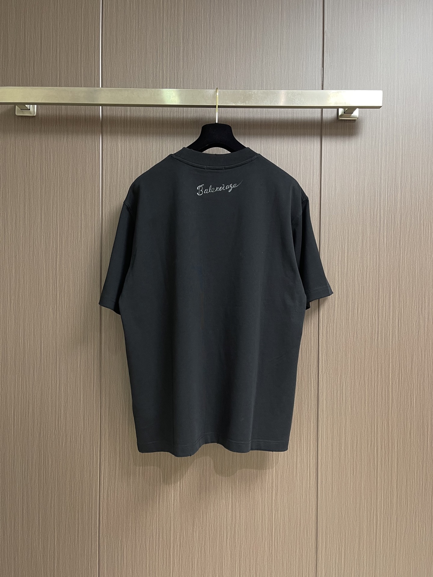 Balenciaga 2026ss新款印花短袖T恤，成衣洗水，设计感十足 ，面料采用巴黎ZP定织定染全棉
