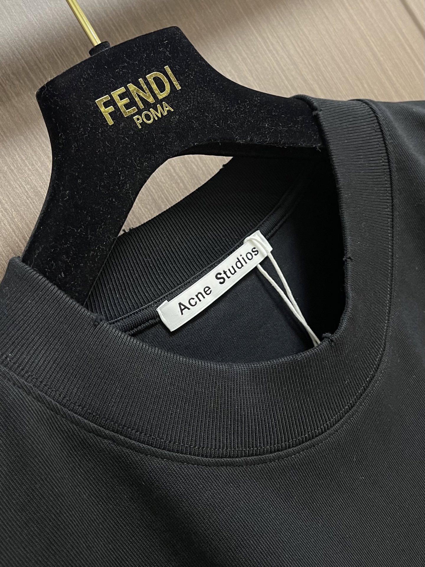 Acne Studios 2026SS春夏新款涂鸦手绘印花短袖T恤，太帅了 印花很有质感，日常穿搭很自在