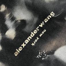 Alexander wang 后背插画印花短袖T恤,宽阔的版型,oversize的腔调,营造随性洒脱的生 Alexander wang 后背插画印花短袖T恤,宽阔的版型,oversize的腔调,营造随性洒脱的生