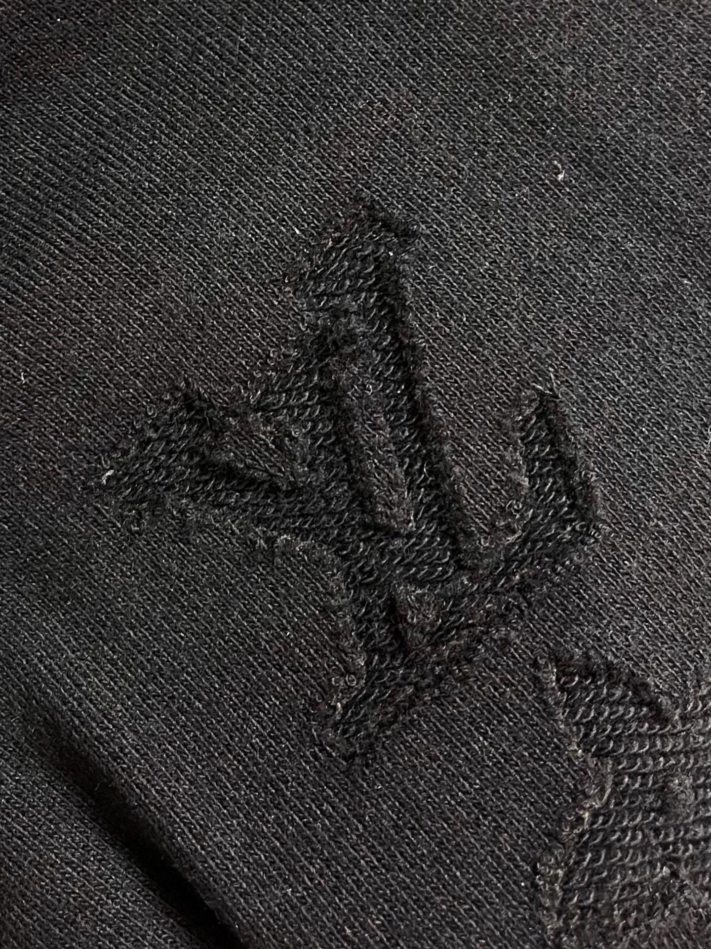 LV 2026ss logo标识烧花短裤 男女日常通勤穿搭必备单品 采用320克纯棉双纱鱼鳞毛圈面料定制