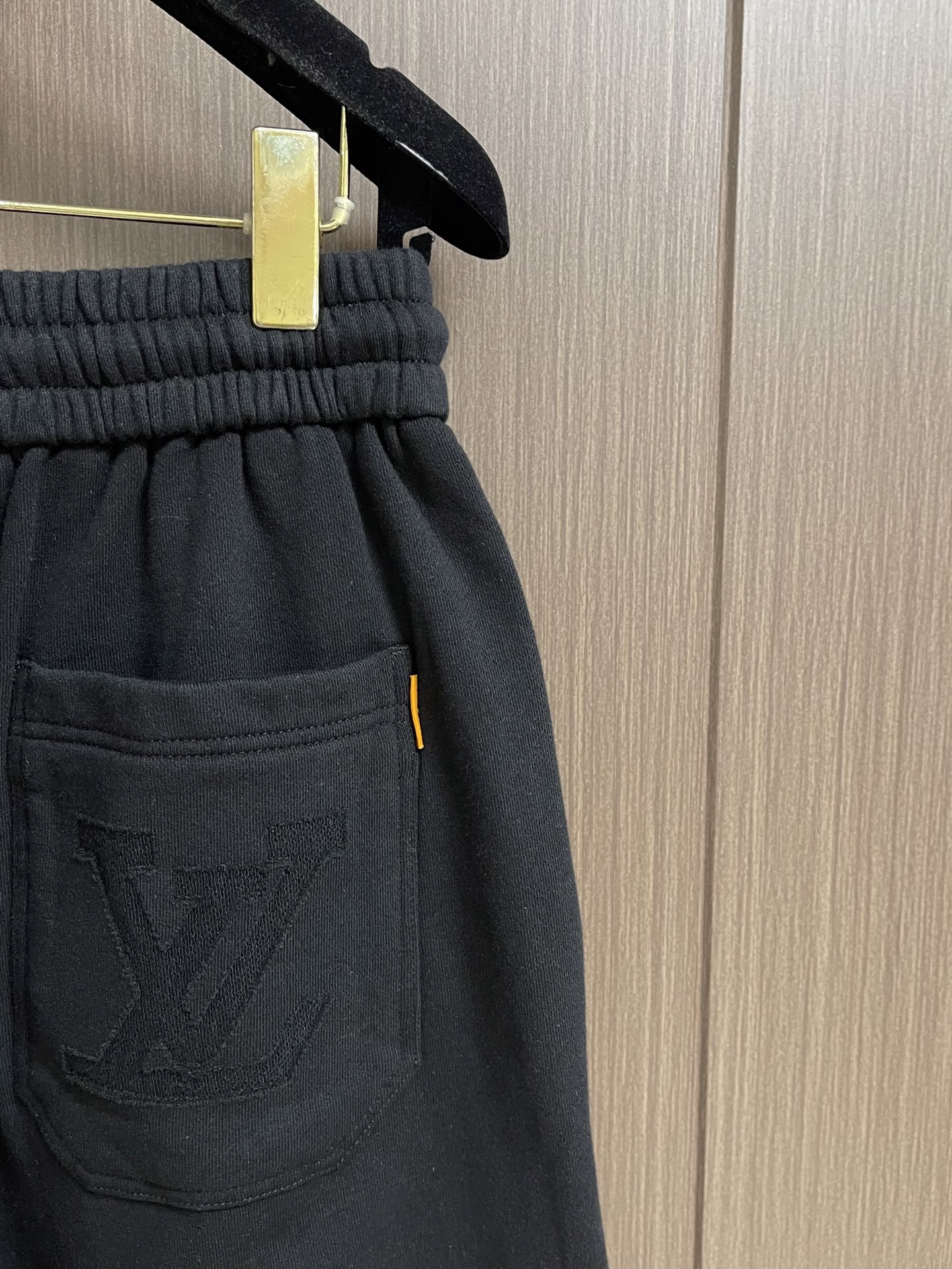LV 2026ss logo标识烧花短裤 男女日常通勤穿搭必备单品 采用320克纯棉双纱鱼鳞毛圈面料定制