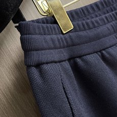 Moncler 2026ss新款logo印花短裤,定制博鳞大卫衣面料380克重 字母硅胶印花工艺,手感非 Moncler 2026ss新款logo印花短裤,定制博鳞大卫衣面料380克重 字母硅胶印花工艺,手感非