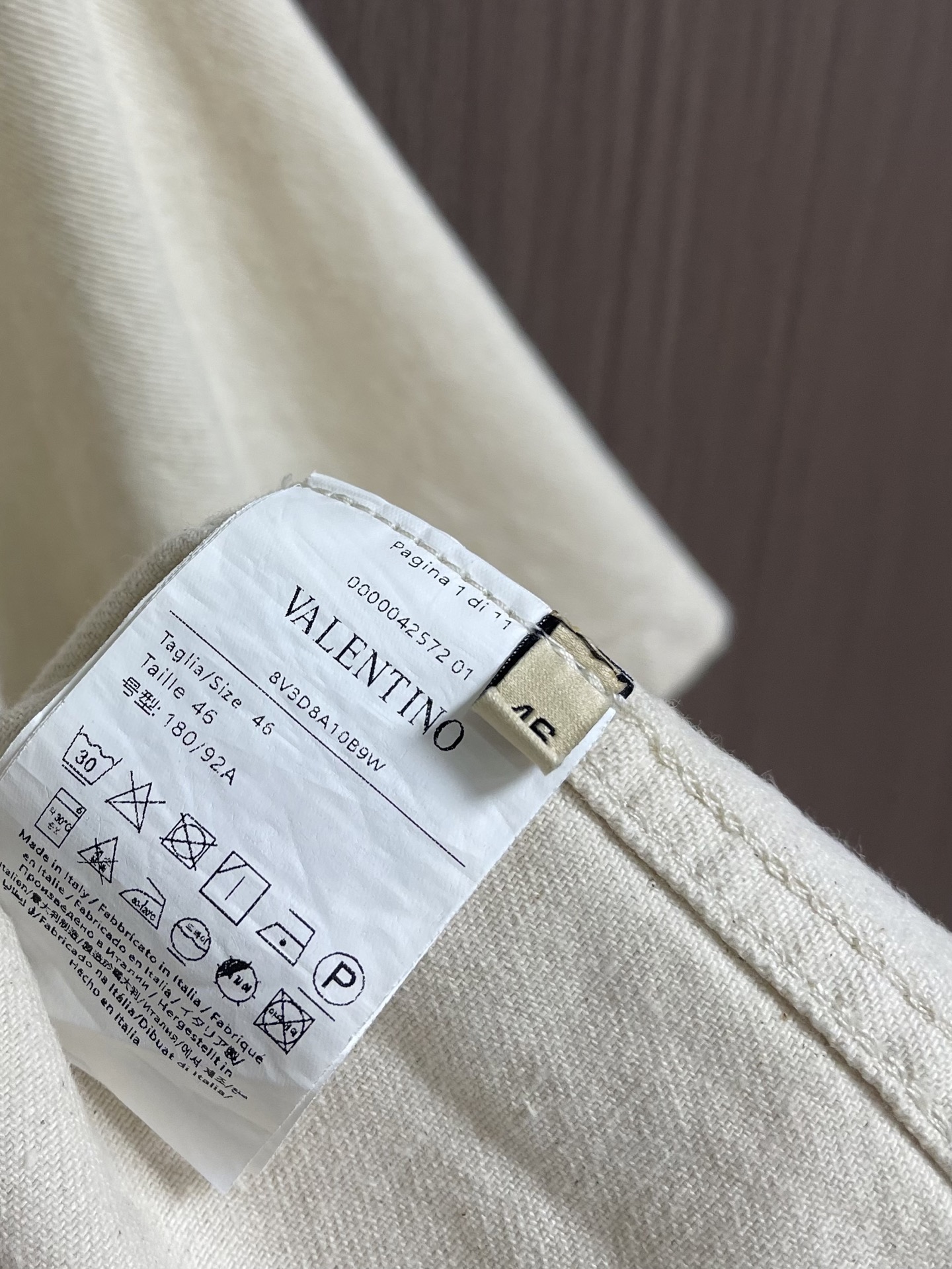 valentino 华伦天奴标识牛仔衬衫，定制星屿奢纹棉丹宁，面料故意呈现大小不一 分布不均的黑色斑点，