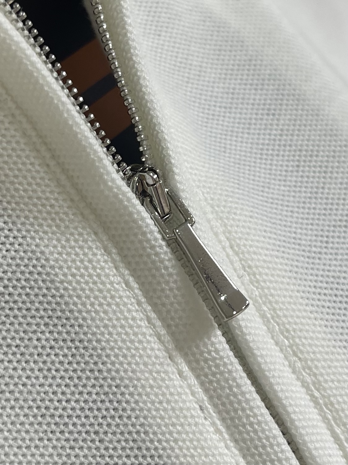 Zegna 2026ss早春时装款拉链门襟男士短袖针织Polo衫，非常明星级的一款单品，颜值度极高，即大