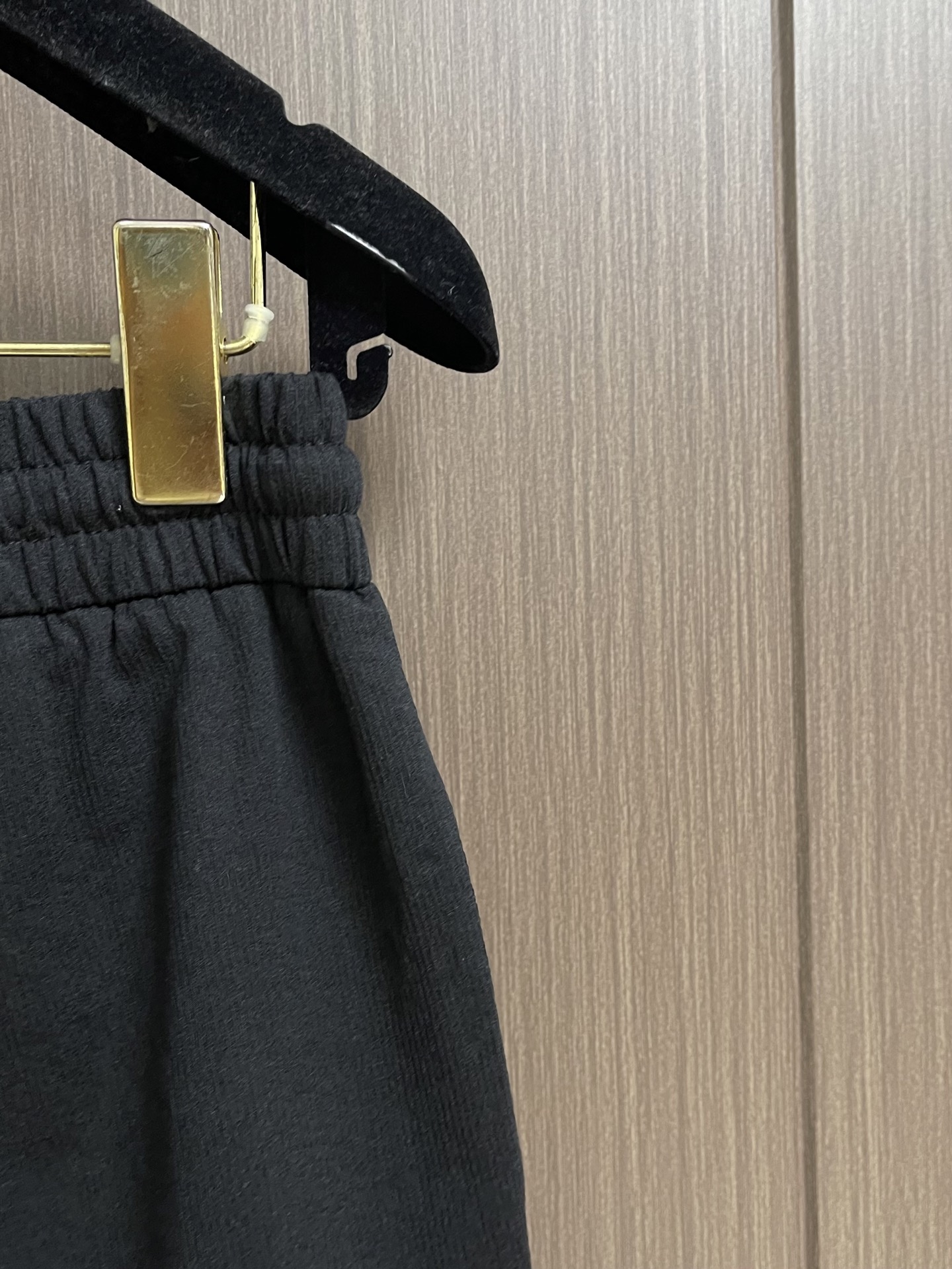 Zegna 2026ss夏季新款休闲短裤，穿着非常舒适 低调不失奢华 穿出去非常有档次 裤型款式和裁剪亦