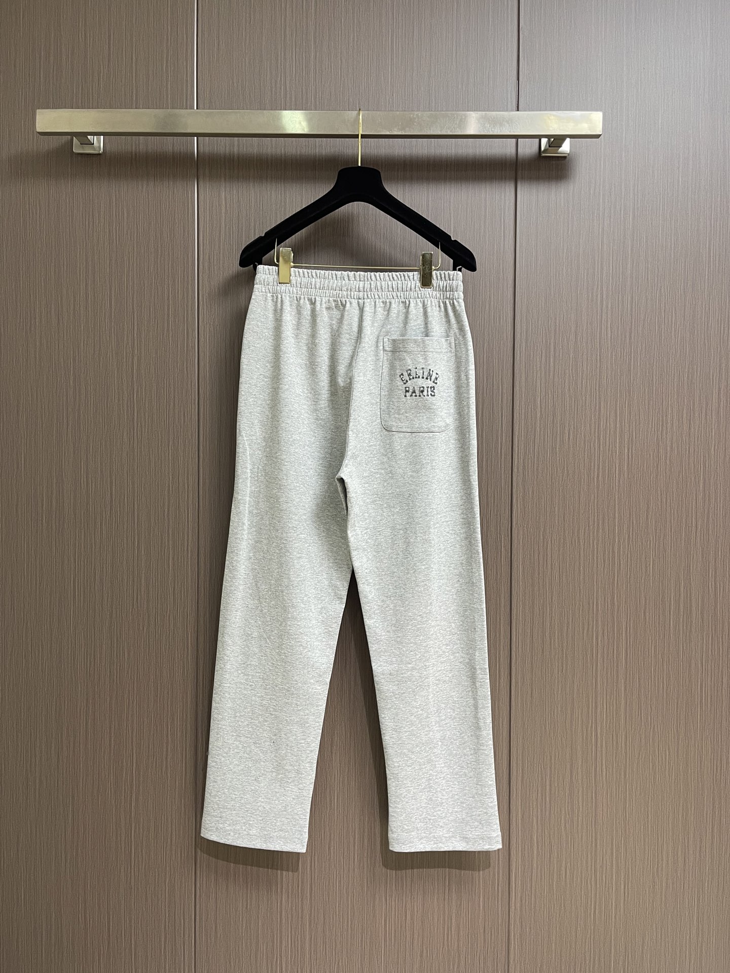 Celine 2026ss大元素刺绣logo标识字母男女同款简约休闲百搭棉质卫裤，男女时尚字母装饰运动休