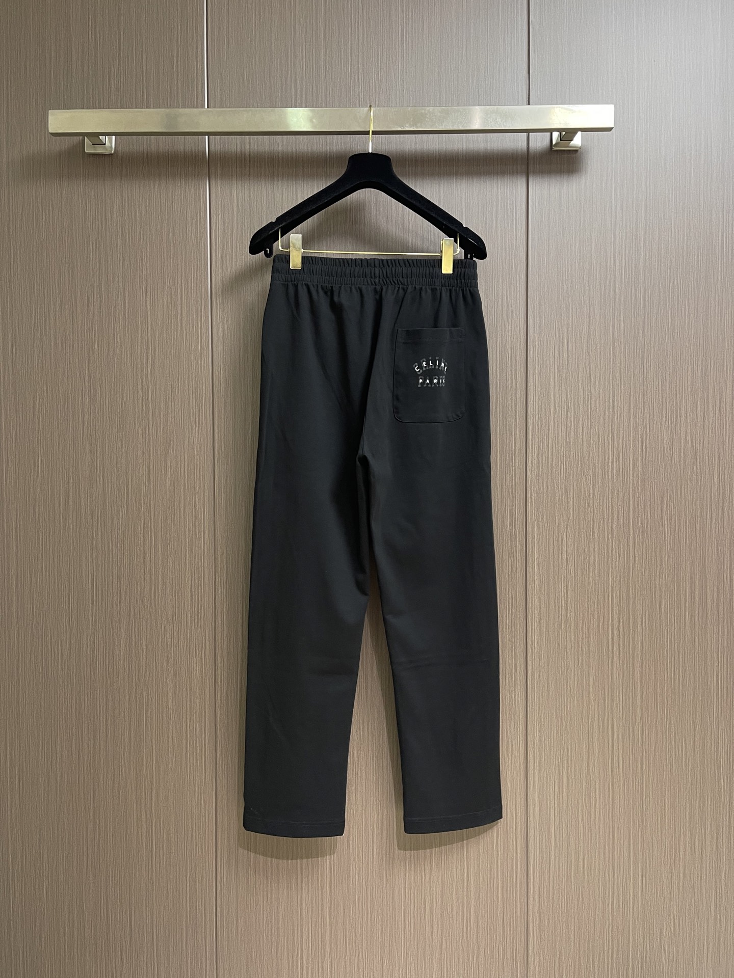Celine 2026ss大元素刺绣logo标识字母男女同款简约休闲百搭棉质卫裤，男女时尚字母装饰运动休